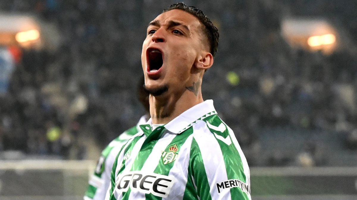 A picture of Manchester United winger Antony during his loan spell with Real Betis in 2025.