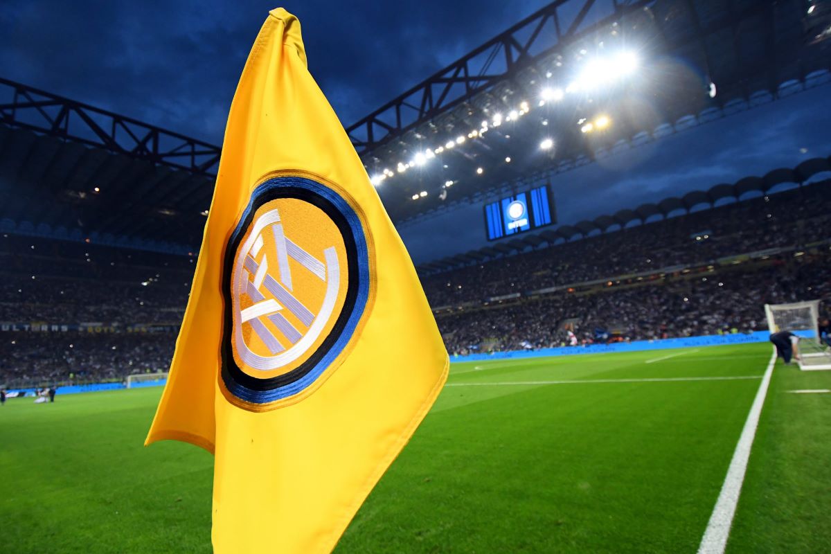 Inter Milan corner flag...