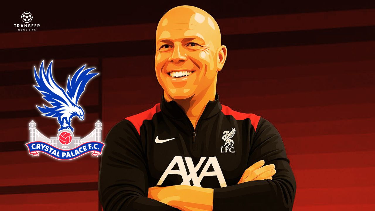 Arne Slot, Crystal Palace crest